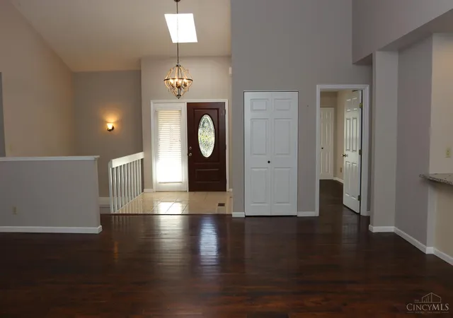 Homes for sale in Maineville, OH | 7790 Strawberry Hill Ln, Maineville, OH 45039 | MLS# 1875918