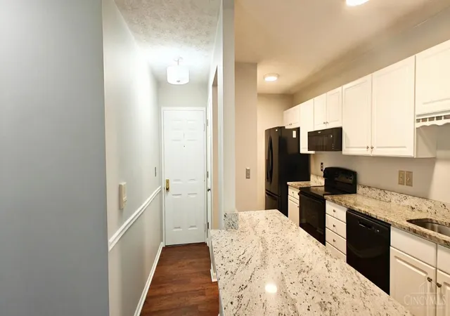 Homes for sale in Symmes Twp, OH | 12051 Carrington Ln #103, Symmes Twp, OH 45140 | MLS# 1876087