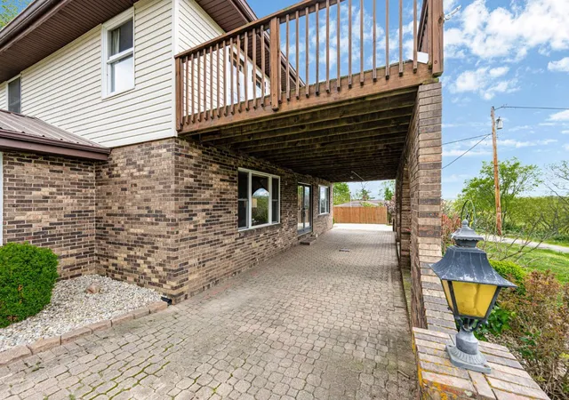 Photo 2 of Sale Pending at 1908 Gardner Rd, Hamilton, OH 45013 | MLS# 1876307 | Listing updated on 2026-08-21