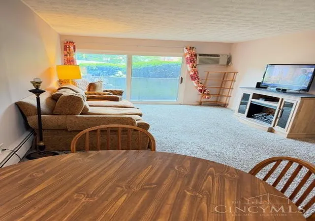 Homes for sale in St Bernard, OH | 4906 Chalet Dr #4, St Bernard, OH 45217 | MLS# 1876235