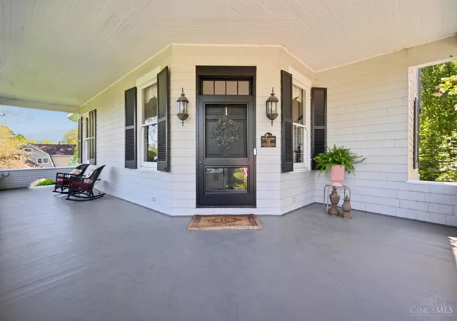 3rd image of 835 Ivy Ave, Glendale, OH 45246 | MLS# 1876433