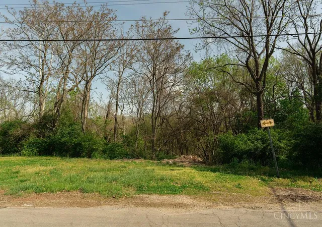 Photo 2 of Land for sale at 6470 Crestview Ave, Cincinnati, OH 45213 | MLS# 1873681 | Listing updated on 2026-07-15
