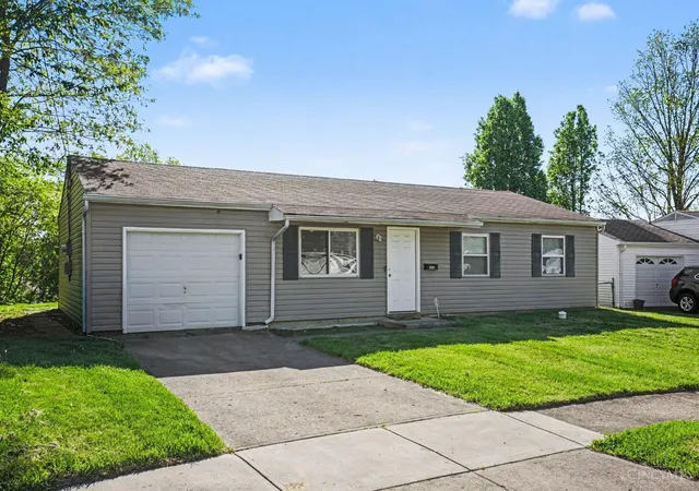 Photo 12 of Single family home for sale at 3090 Deshler Dr, Colerain Twp, OH 45251 | MLS# 1876593 | Listing updated on 2026-09-09