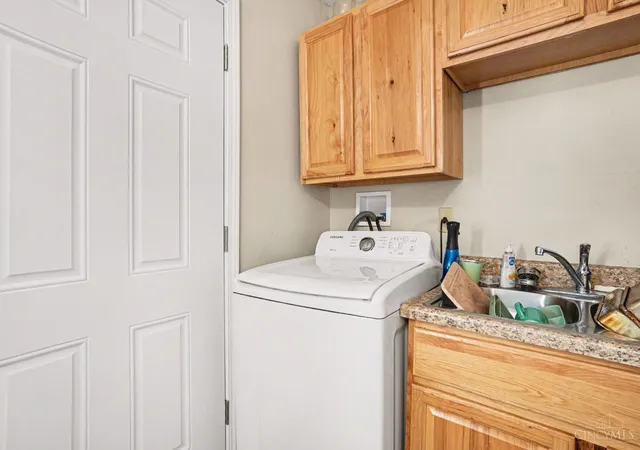 Photo 4 of Single family home for sale at 3090 Deshler Dr, Colerain Twp, OH 45251 | MLS# 1876593 | Listing updated on 2026-09-09