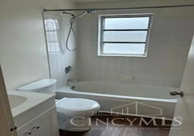 Photo 3 of House for sale at 7240 Longwood Ct, Cincinnati, OH 45239 | MLS# 1876602 | Listing updated on 2026-08-20