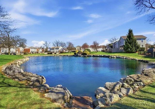 Homes for sale in Sycamore Twp, OH | 10850 Ponds Ln #6, Sycamore Twp, OH 45242 | MLS# 1876723