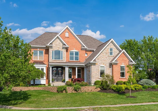 Photo 2 of Single family home for sale at 7254 Barrister Ct, West Chester, OH 45069 | MLS# 1871923 | Listing updated on 2026-09-12