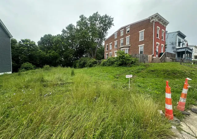Photo 1 of Land for sale at 962 Wells St, Cincinnati, OH 45205 | MLS# 1876838 | Listing updated on 2026-08-21
