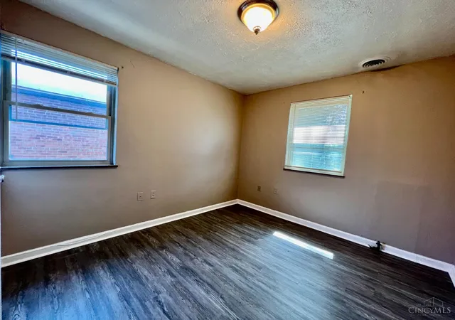 28th image of 1409 Yarmouth Ave, Cincinnati, OH 45237 | MLS# 1876229