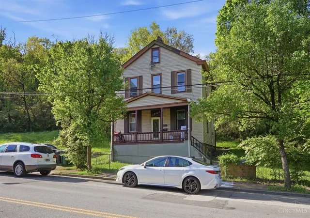 2nd image of 1743 Baltimore Ave, Cincinnati, OH 45225 | MLS# 1876970
