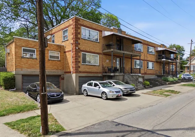 Homes for sale in Cincinnati, OH | 781 Clanora Dr, Cincinnati, OH 45205 | MLS# 1877161
