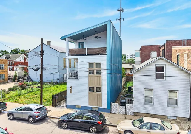 2nd image of 4017 Gulow St, Cincinnati, OH 45223 | MLS# 1876206