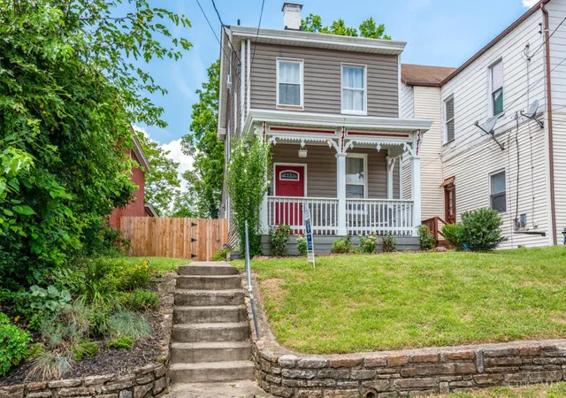 Homes for sale in Cincinnati, OH | 4211 Kirby Ave, Cincinnati, OH 45223 | MLS# 1877302