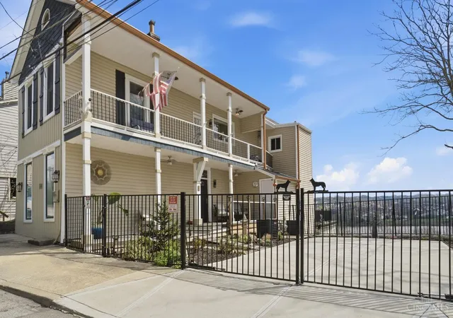1st image of 1221 Martin Dr, Cincinnati, OH 45202 | MLS# 1877470