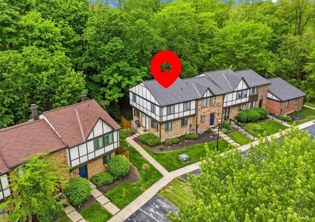 Homes for sale in Union Twp, OH | 449 Dartmouth Cir, Union Twp, OH 45244 | MLS# 1877566