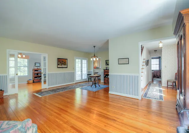 Homes for sale in Oxford, OH | 5104 Bonham Rd, Oxford, OH 45056 | MLS# 1877627