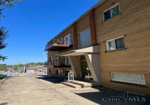 1st image of 4163 Harrison Ave, Cincinnati, OH 45211 | MLS# 1877675