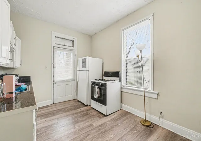 Homes for sale in Cincinnati, OH | 421 Southview Avenue, Cincinnati, OH 45219 | Houzeo