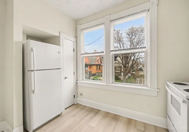 Homes for sale in Cincinnati, OH | 421 Southview Ave, Cincinnati, OH 45219