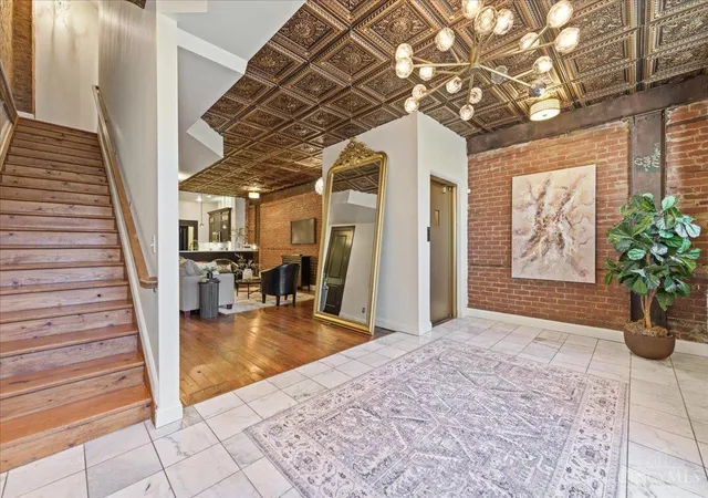 4th image of 1302 Main St, Cincinnati, OH 45202 | MLS# 1877615