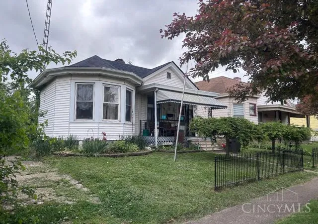 Homes for sale in Lockland, OH | 616 Mclaren Ave, Lockland, OH 45215 | MLS# 1877849