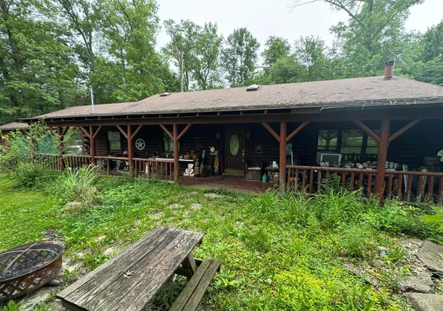 Homes for sale in Goshen, OH | 2456 State Route 131, Goshen, OH 45122 | MLS# 1877527