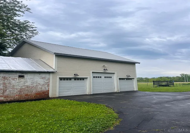 Homes for sale in Lebanon, OH | 3535 Keever Rd, Lebanon, OH 45036 | MLS# 1877945