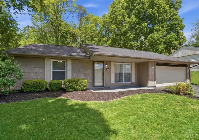 Homes for sale in Franklin, OH | 89 Fitzgerald Wy, Franklin, OH 45005 | MLS# 1877879