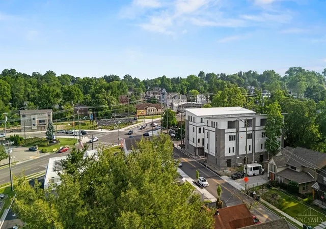 2nd image of 3723 Isabella Ave #5, Cincinnati, OH 45209 | MLS# 1876056