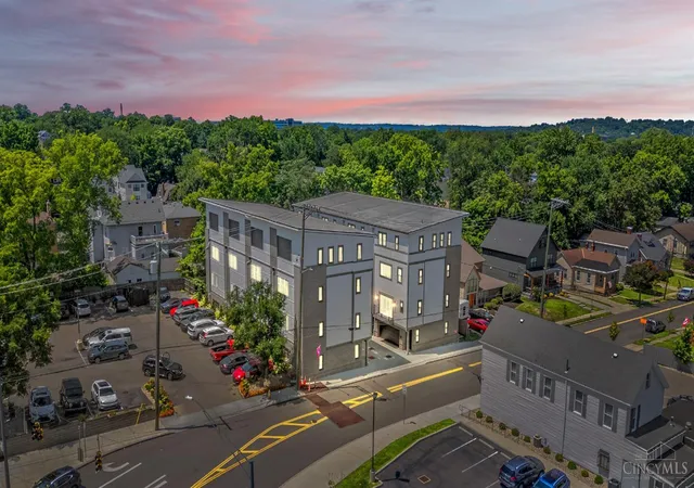 2nd image of 3725 Isabella Ave, Cincinnati, OH 45209