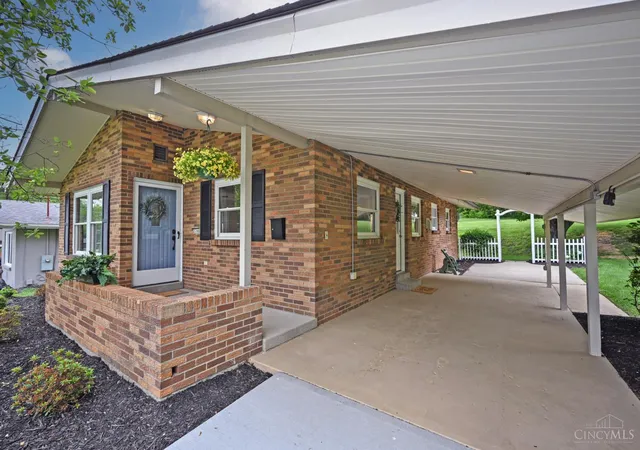 Homes for sale in Sycamore Twp, OH | 3746 Belfast Ave, Sycamore Twp, OH 45236 | MLS# 1878123