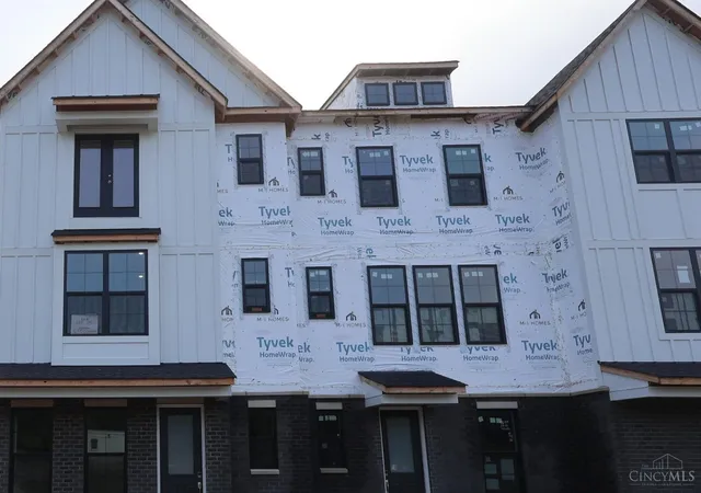 Photo 1 of Townhouse for sale at 6370 Coverage Ct #85, Mason, OH 45040 | MLS# 1878180 | Listing updated on 2026-09-14