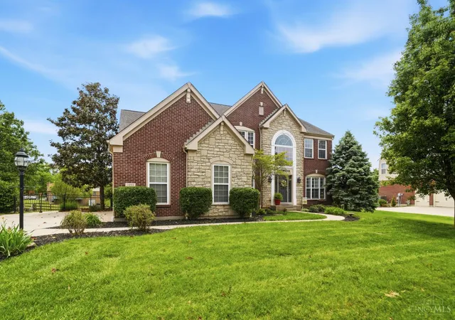 Homes for sale in West Chester, OH | 7490 Susan Springs Dr, West Chester, OH 45069 | MLS# 1877379