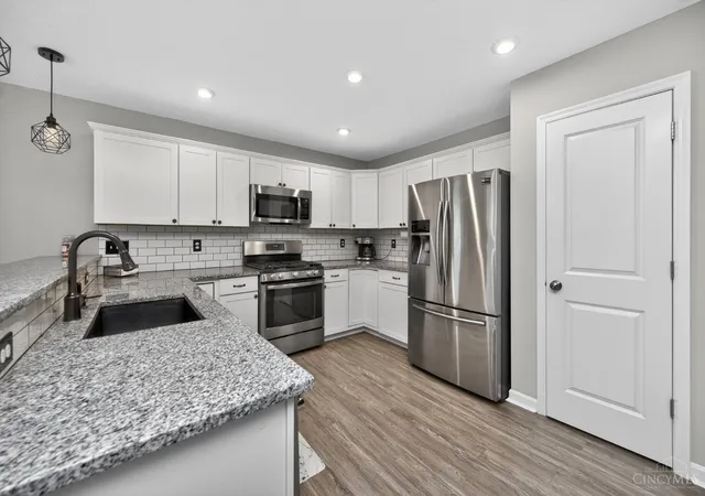 3rd image of 5384 Appaloosa Cir, Hamilton Twp, OH 45152 | MLS# 1878197