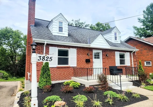 Photo 2 of Single family home for sale at 3825 Virginia Ct, Cincinnati, OH 45248 | MLS# 1877322 | Listing updated on 2026-09-02
