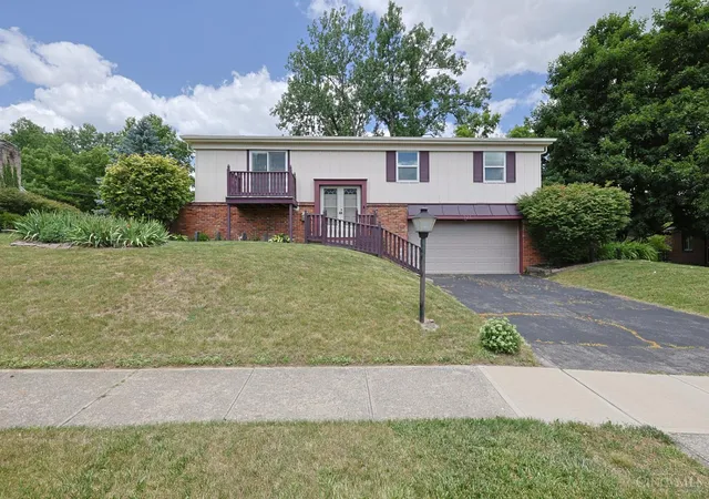 Homes for sale in Vandalia, OH | 321 Allanhurst Ave, Vandalia, OH 45377 | MLS# 1878006
