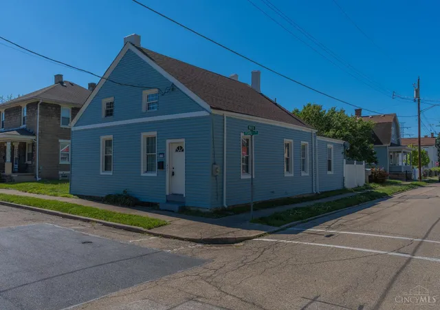 Homes for sale in Reading, OH | 435 Pearl St, Reading, OH 45215 | MLS# 1878190