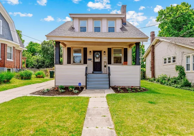 Homes for sale in Cincinnati, OH | 191 Sturgis Ave, Cincinnati, OH 45217 | MLS# 1878507