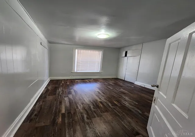 3rd image of 1037 S 2nd St, Hamilton, OH 45011