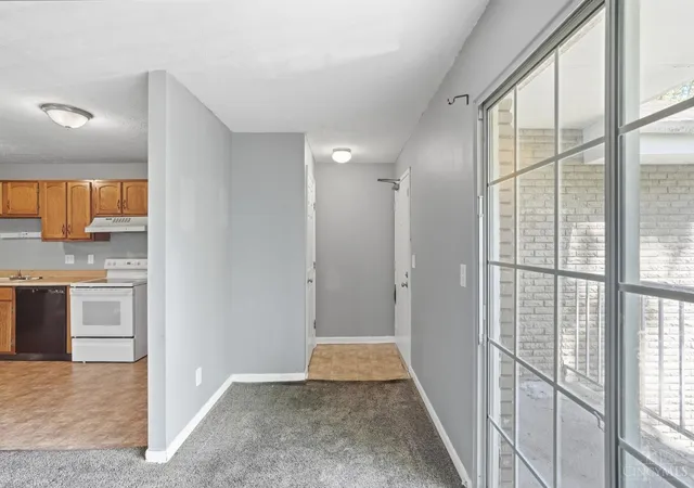 Homes for sale in Cincinnati, OH | 4816 Glenway Ave #10, Cincinnati, OH 45238 | MLS# 1878575