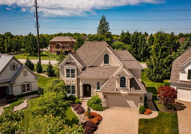 Photo 3 of Single family home for sale at 185 Barrington Village Dr, Xenia, OH 45385 | MLS# 1878532 | Listing updated on 2026-09-01