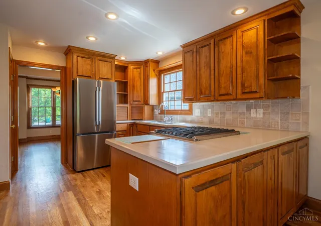 Photo 4 of Single family home for sale at 185 Barrington Village Dr, Xenia, OH 45385 | MLS# 1878532 | Listing updated on 2026-09-01