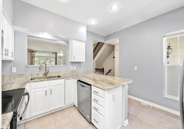 3rd image of 5927 Castlewood, Miami Twp, OH 45150 | MLS# 1878655
