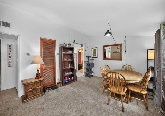 Homes for sale in Lebanon, OH | 70 Suncrest Dr, Lebanon, OH 45036 | MLS# 1878734
