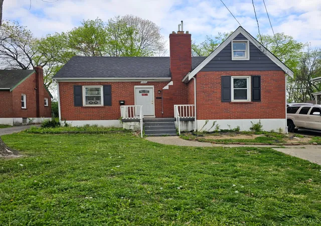 Photo 1 of Single family home for sale at 1162 Groesbeck Rd, Cincinnati, OH 45224 | MLS# 1878672 | Listing updated on 2026-08-26