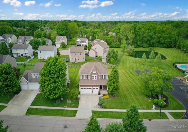 Homes for sale in Hamilton Twp, OH | 7485 Macaulay Blvd, Hamilton Twp, OH 45039 | MLS# 1878847