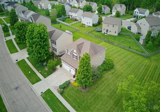 Homes for sale in Hamilton Twp, OH | 7485 Macaulay Blvd, Hamilton Twp, OH 45039 | MLS# 1878847