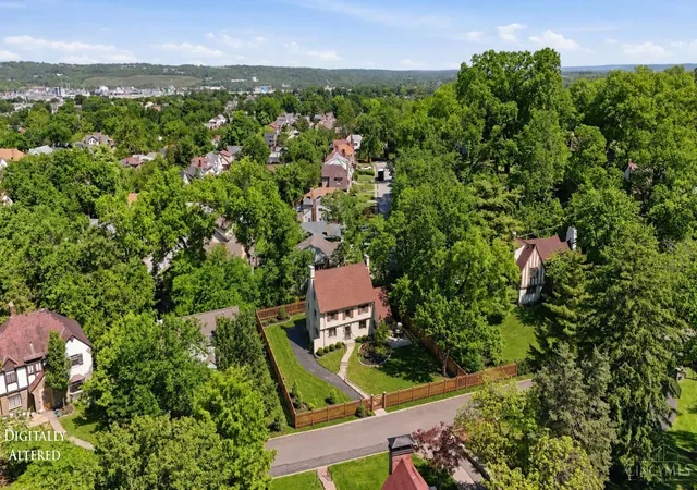 3rd image of 3931 Leyman Dr, Cincinnati, OH 45229 | MLS# 1878791