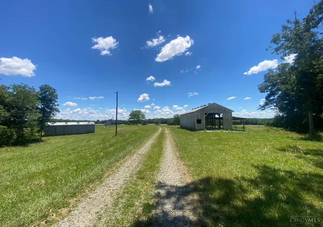 Homes for sale in Hillsboro, OH | 8598 W Deadfall Rd, Hillsboro, OH 45133 | MLS# 1878912