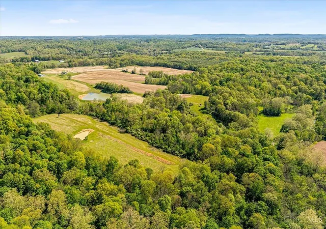 Homes for sale in Hillsboro, OH | 8598 W Deadfall Rd, Hillsboro, OH 45133 | MLS# 1878912